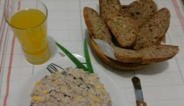 Adina's kitchen & travel