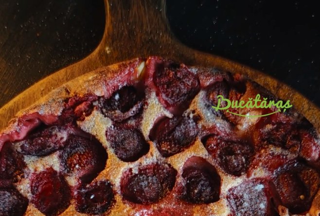 Clafoutis cu căpșuni - Desertul savuros și aromat