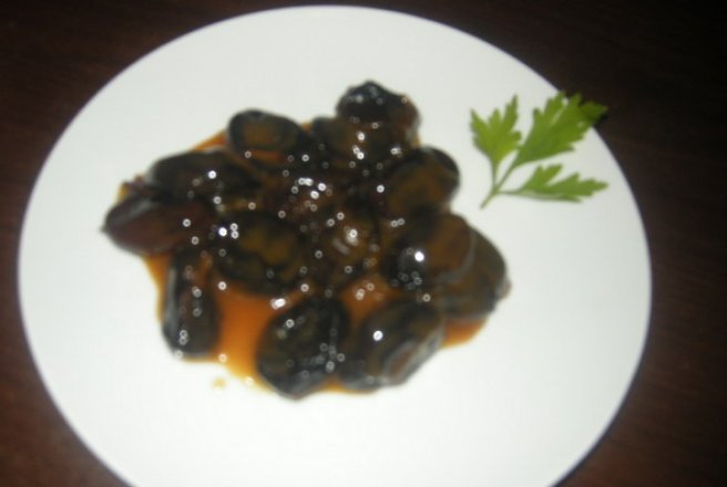 Mîncărică de prune uscate