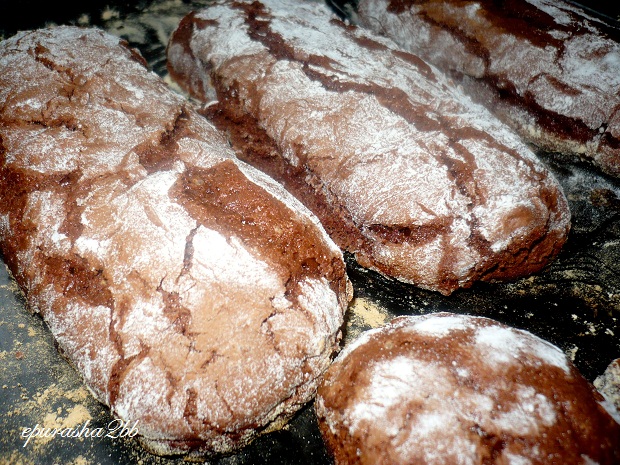 Biscotti cu nuci, cafea si ciocolata