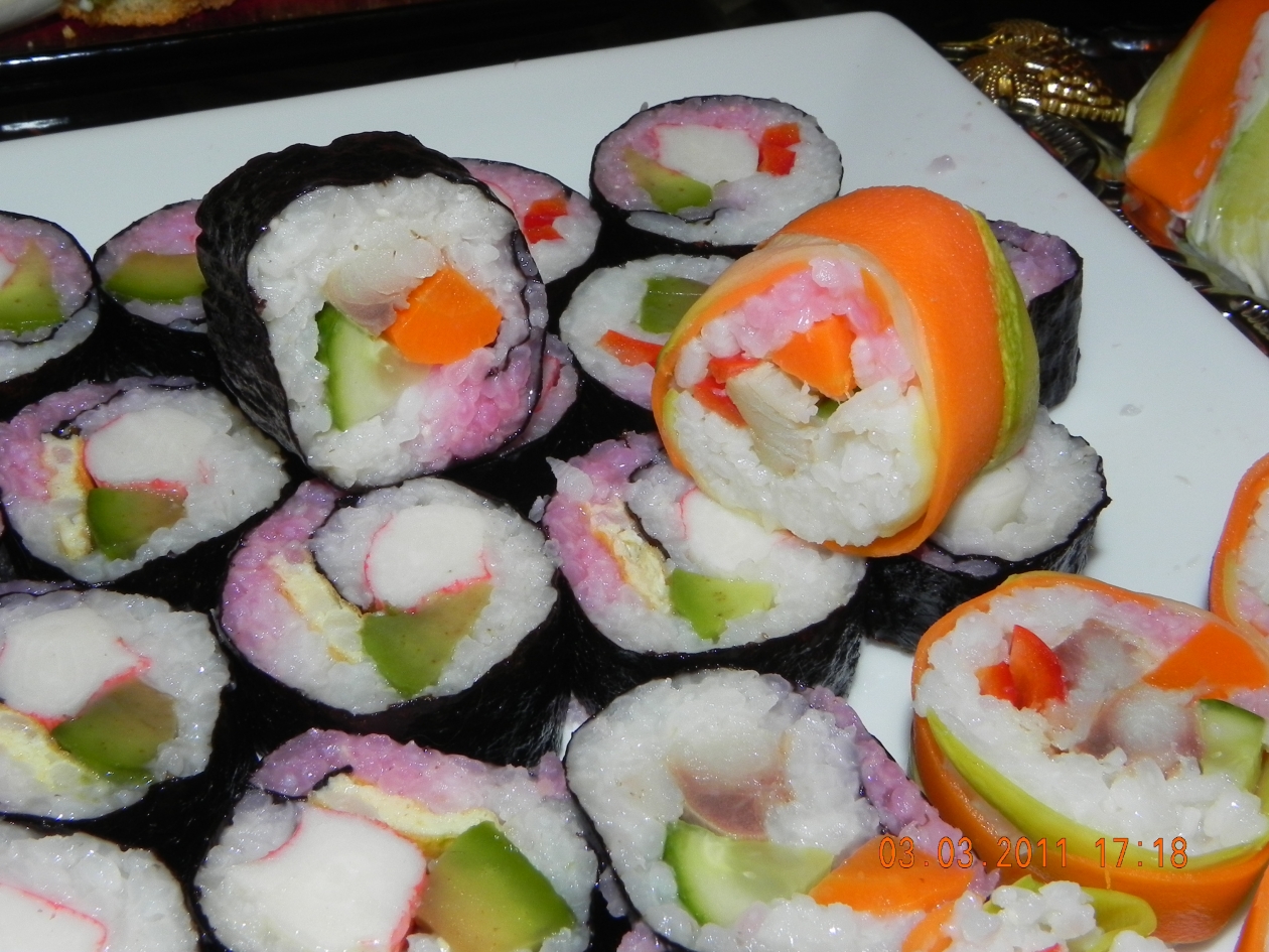 Gustarile promise: pentru inceput-SUSHI (sau pe aproape... :-))