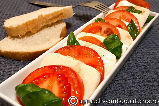 Mozzarella cu rosii si busuioc-antipasta-aperitive