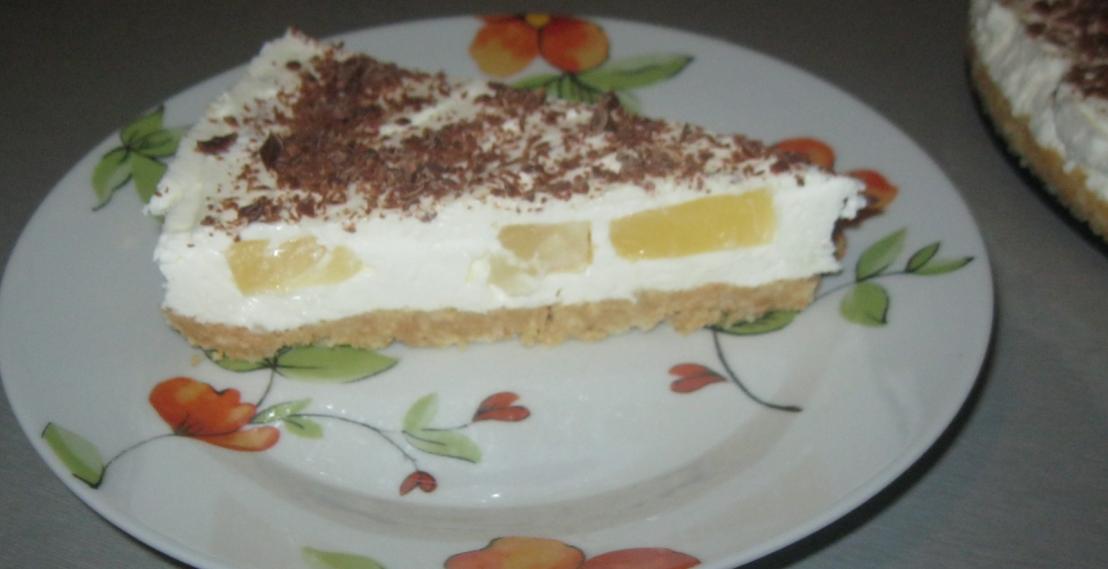 Cheesecake cu lamaie si ananas