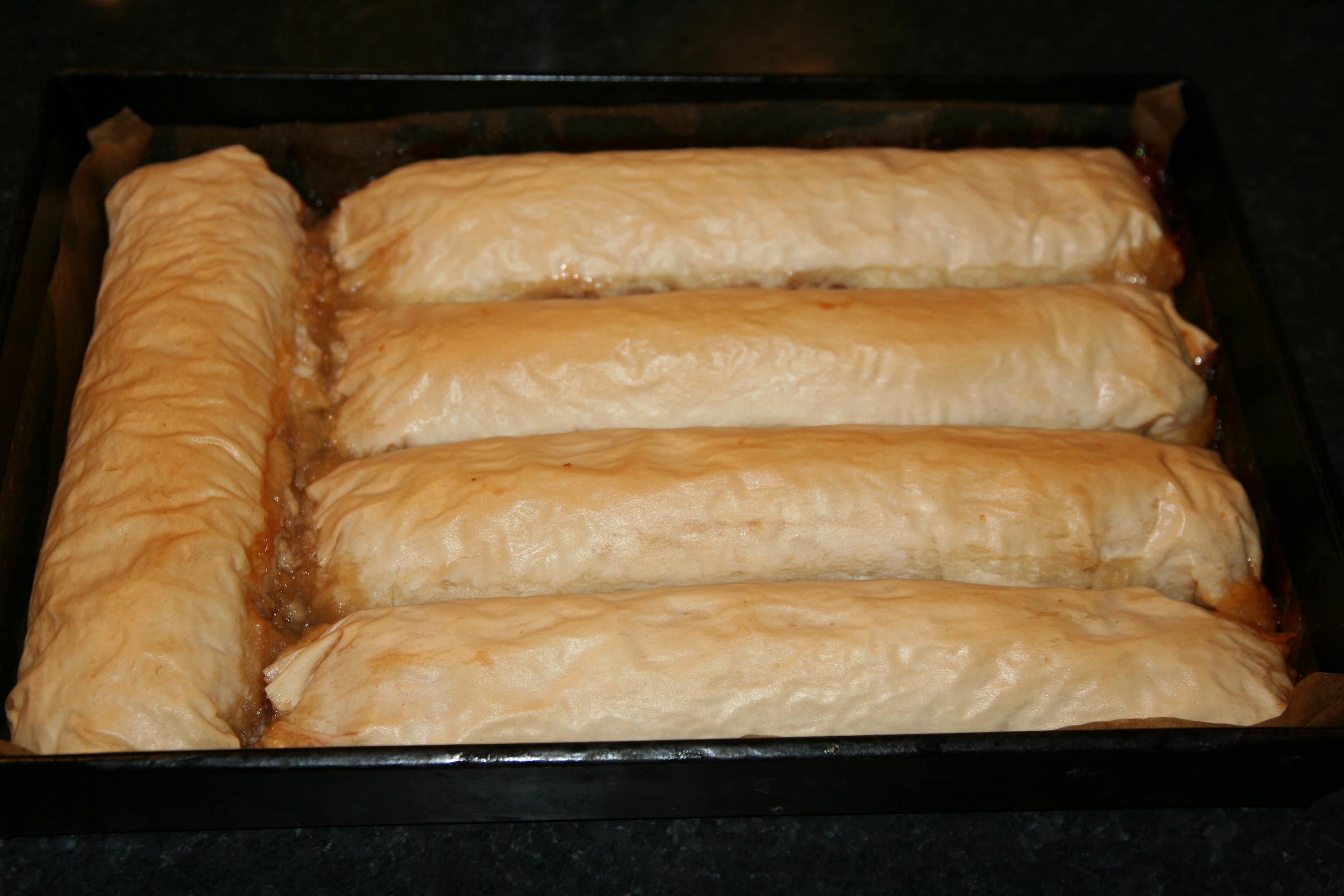 Strudel cu mere