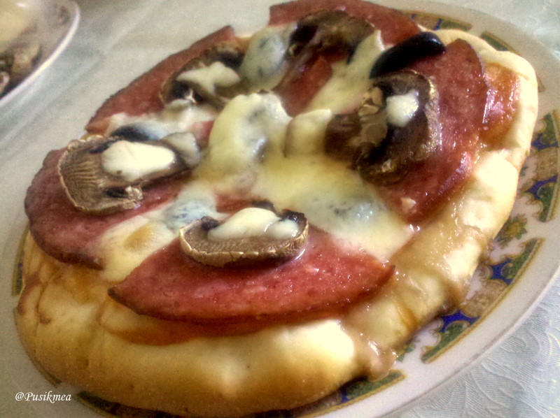 Pizza ( cu blat cumparat )