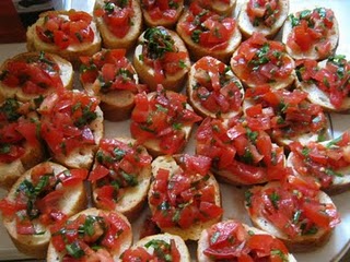 Bruschetta con pomodoro e aglio selvatico