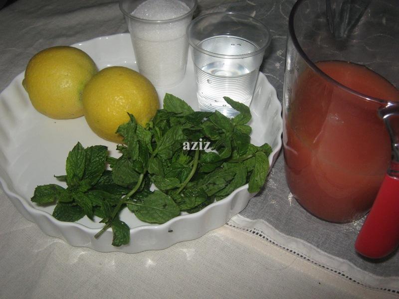 Red grapefruit mint cooler