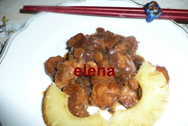 Carne de porc cu ananas