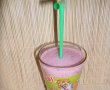 Milkshake de capsuni cu banane-2