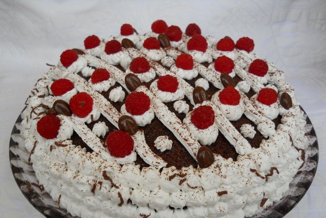 Tort de ciocolata