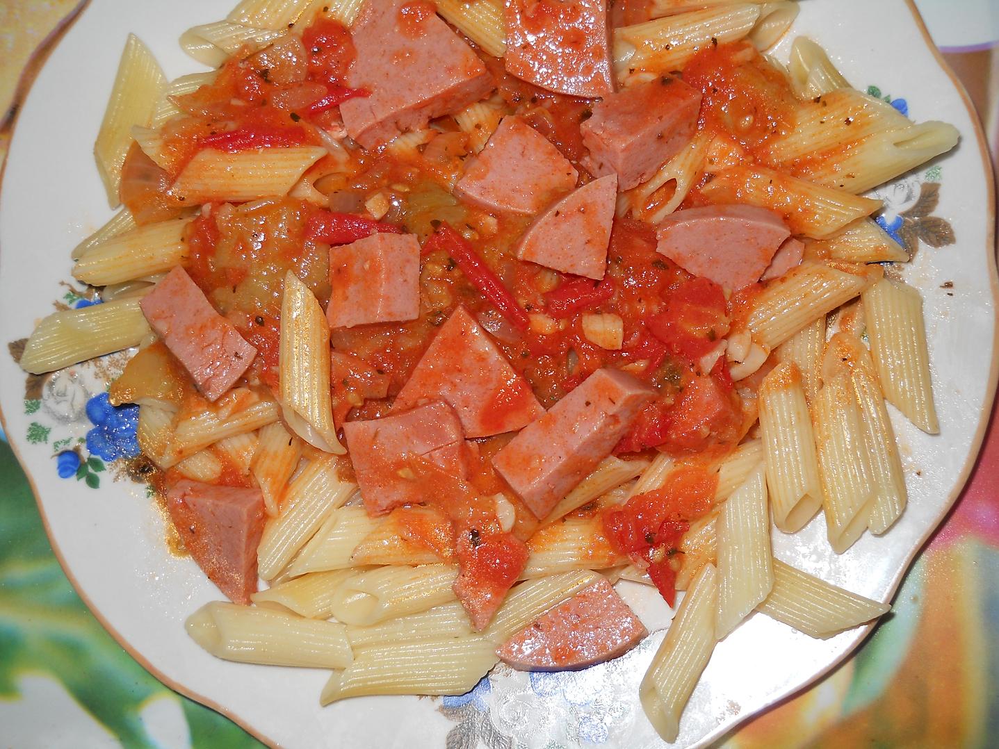 Penne cu salam