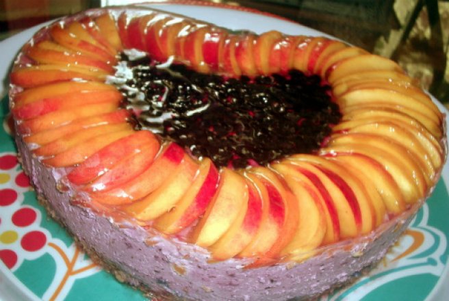 Cheesecake cu afine si nectarine