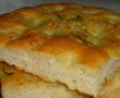 Focaccia alla genovese cu usturoi si rozmarin-1