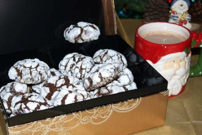 Chocolate crinkles