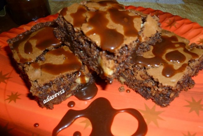 Brownies cu nuca