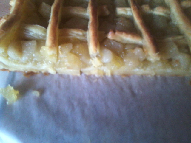 Strudel cu pere si crema