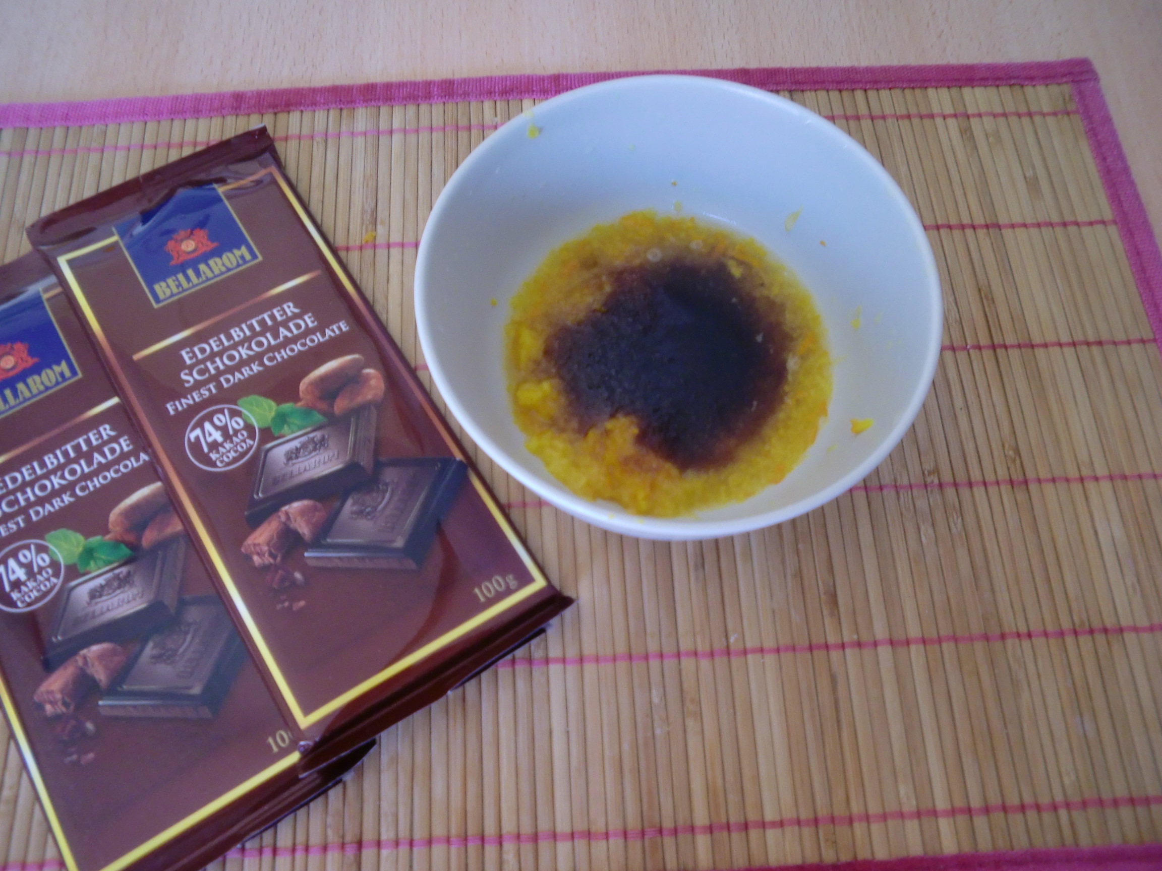 Crema de chocolate negro con naranja   (Crema de ciocolata amaruie cu portocala)