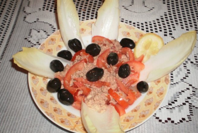 Salata de ton cu andive