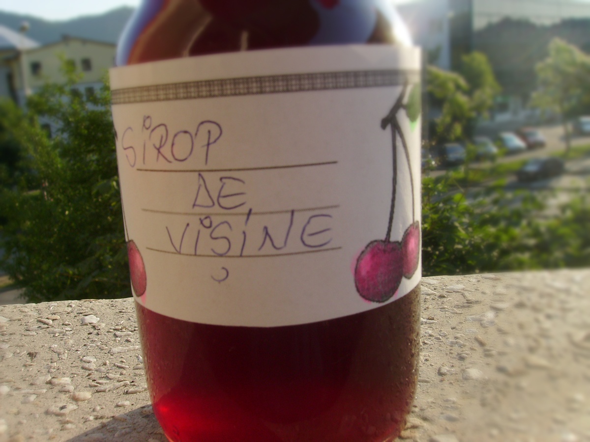 Sirop de vişine