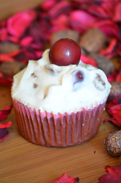 Cherry cupcakes