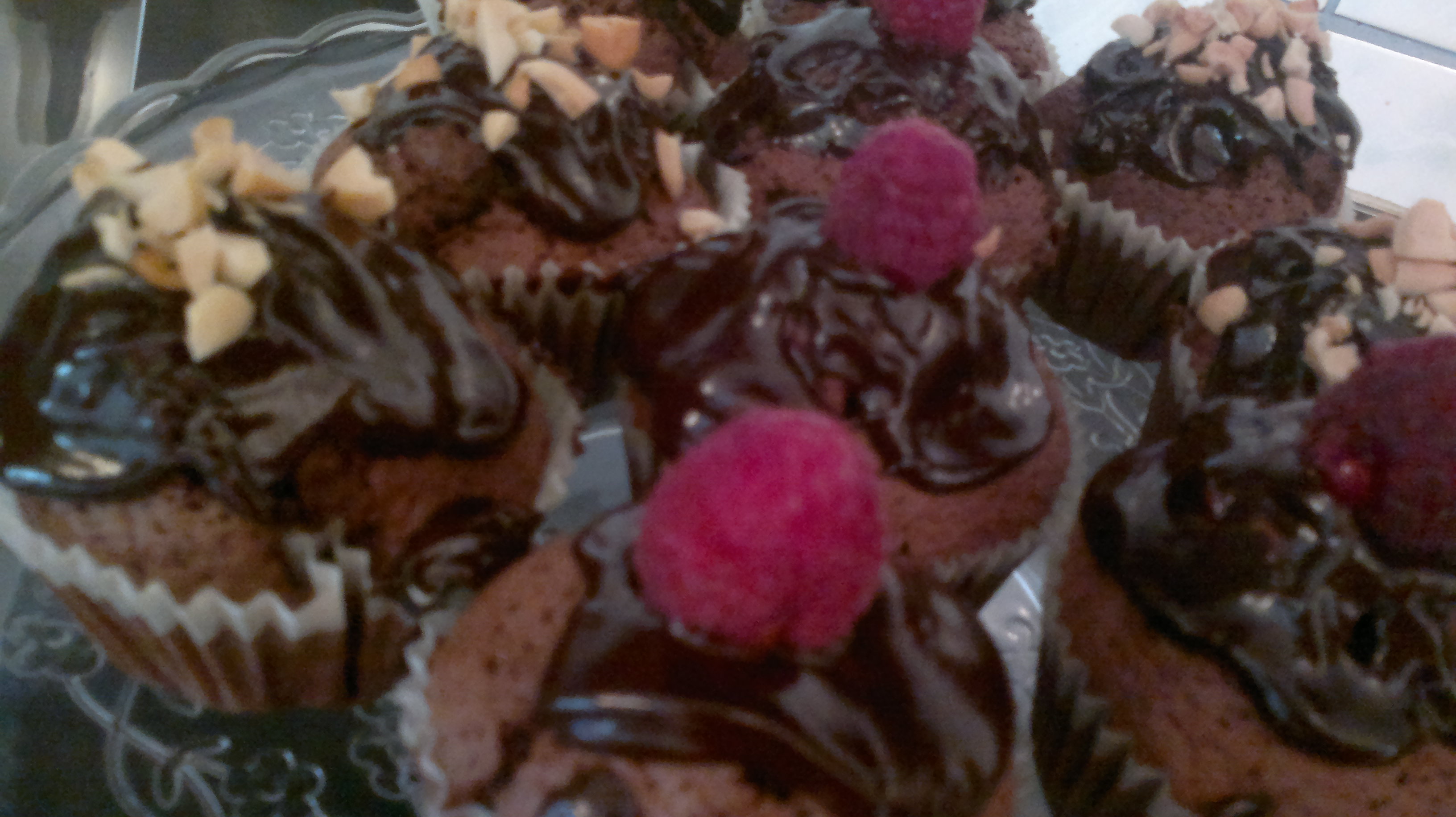 Cupcakes brownies cu zmeura si ciocolata