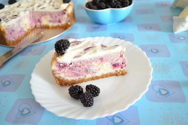 Blackberry cheesecake