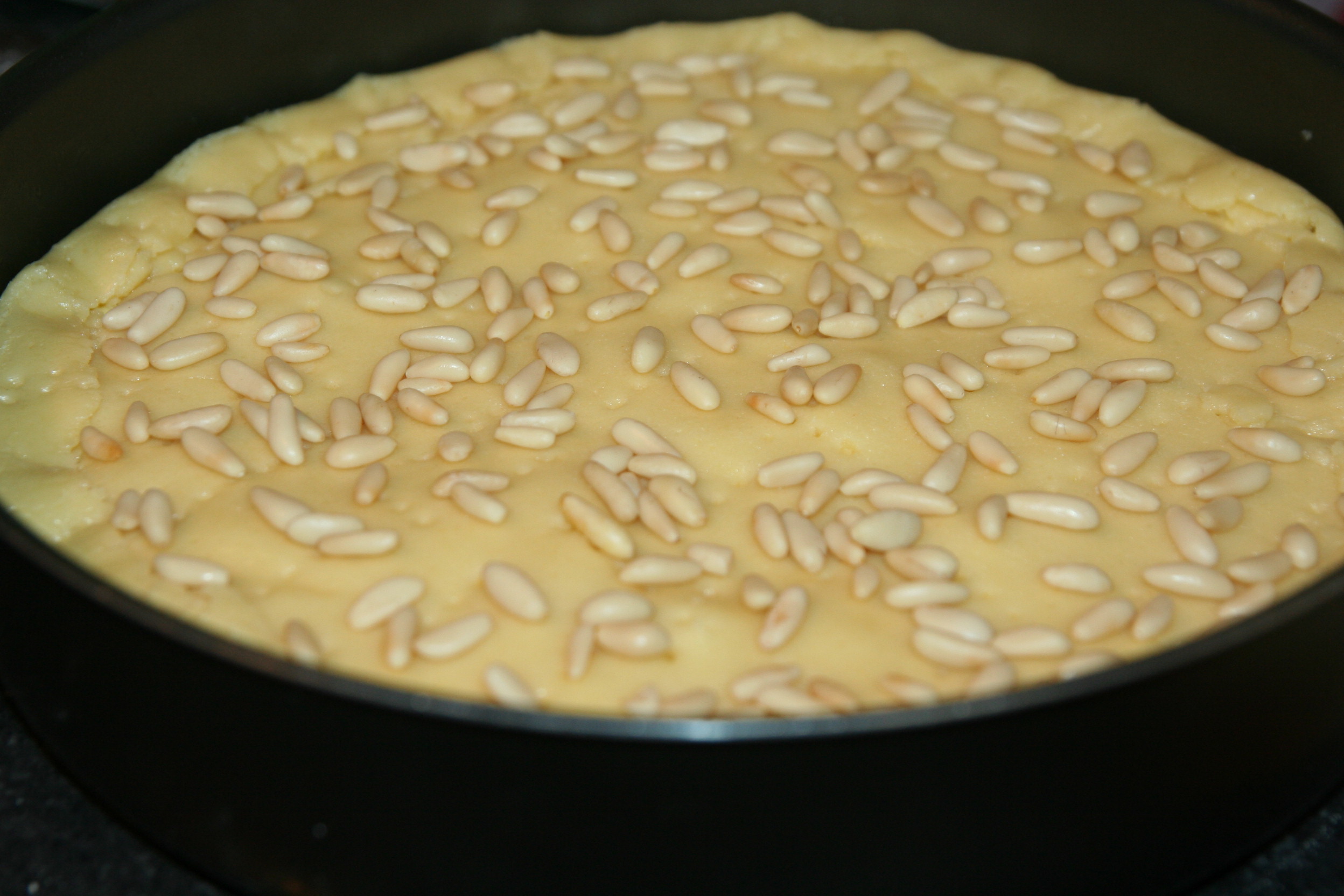 Torta della nonna (Tarta bunicii)