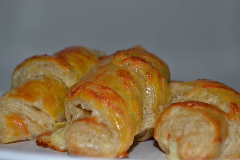 Croissante cu cascaval Delaco