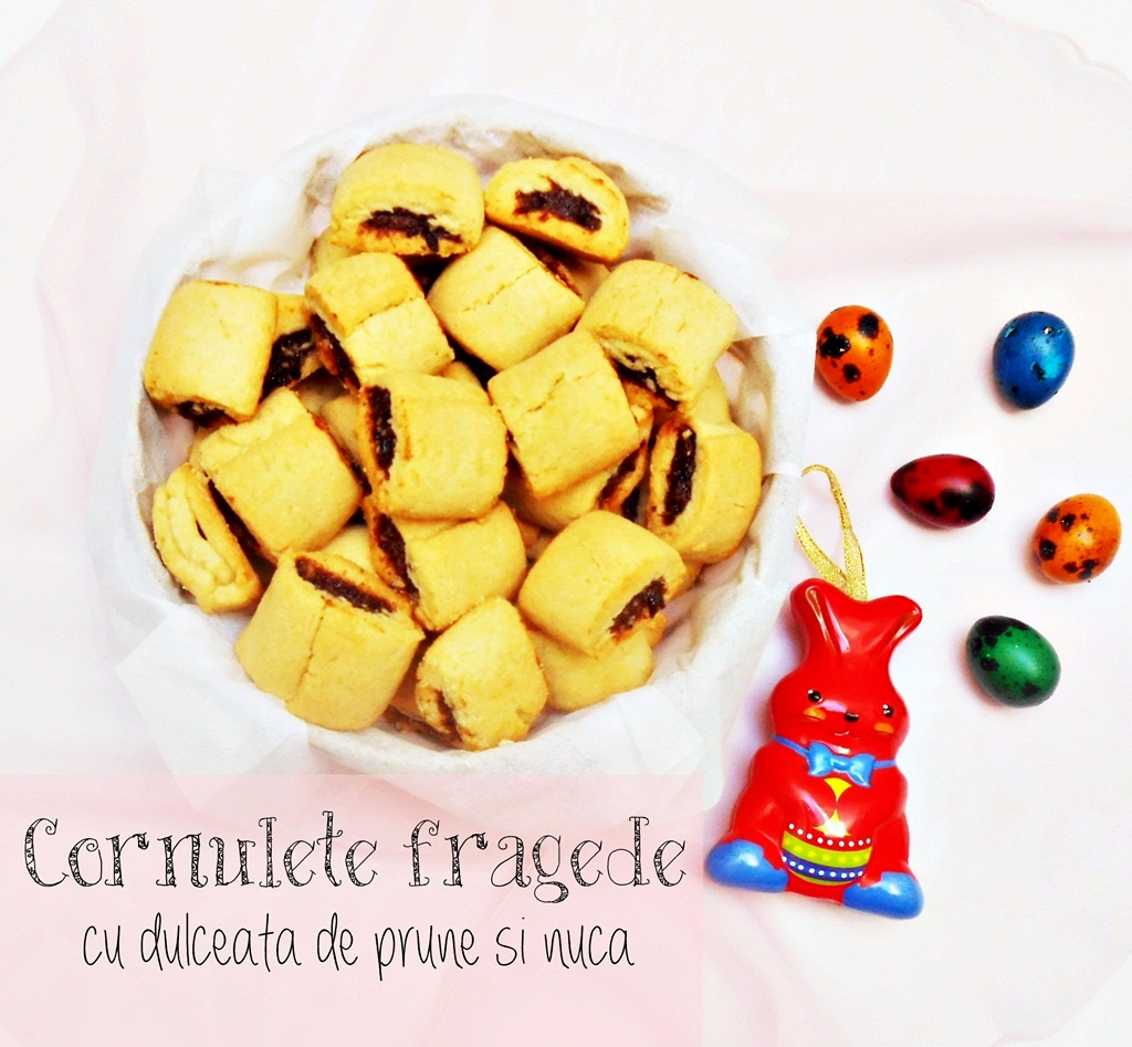 Cornulete fragede cu dulceata de prune si nuca