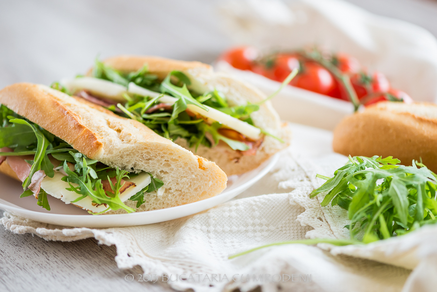 Sandwich cu rucola