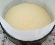 Tort cu crema de vanilie,cocos si zmeura-4