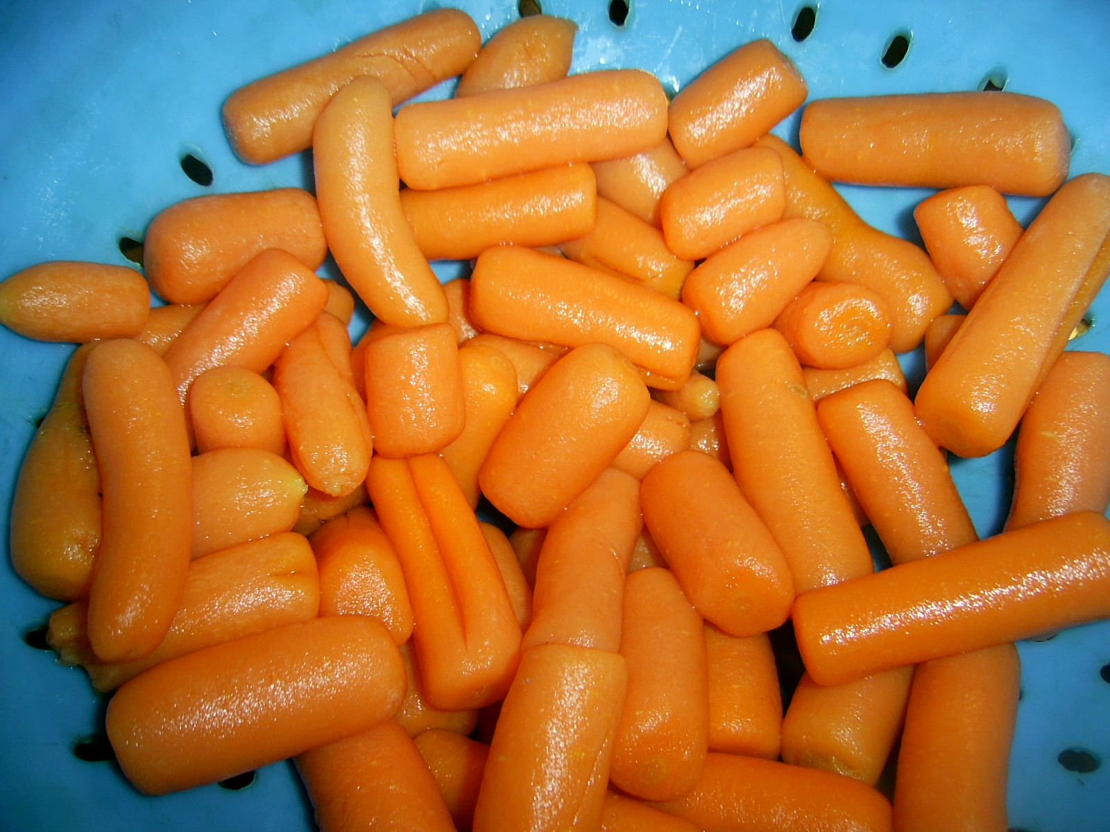 Baby carrot , caramelizati cu miere