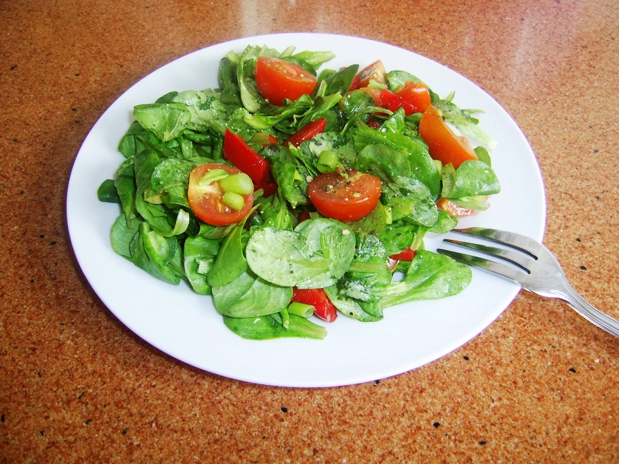 Salata de valeriana