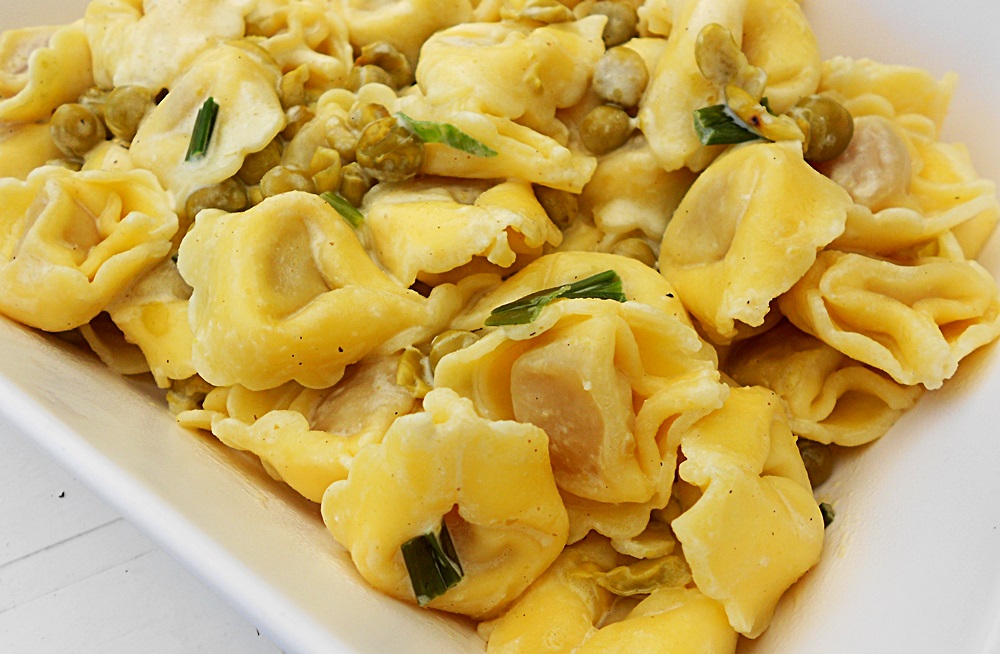 Cappelletti in sos de smantana cu mazare