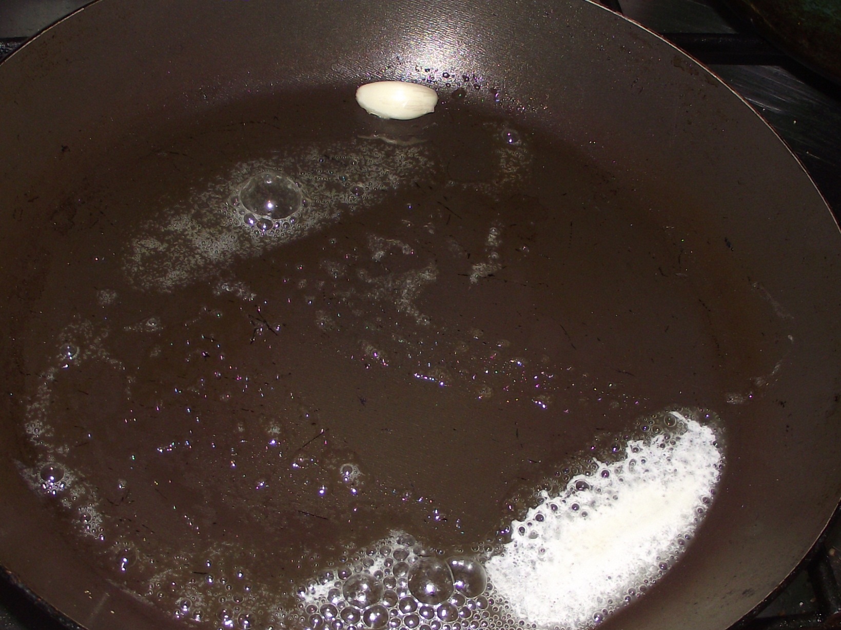 Linguine cu sunca,usturoi si parmezan