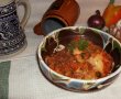 Tocăniţă de pui în sos delicios de legume şi bere-14