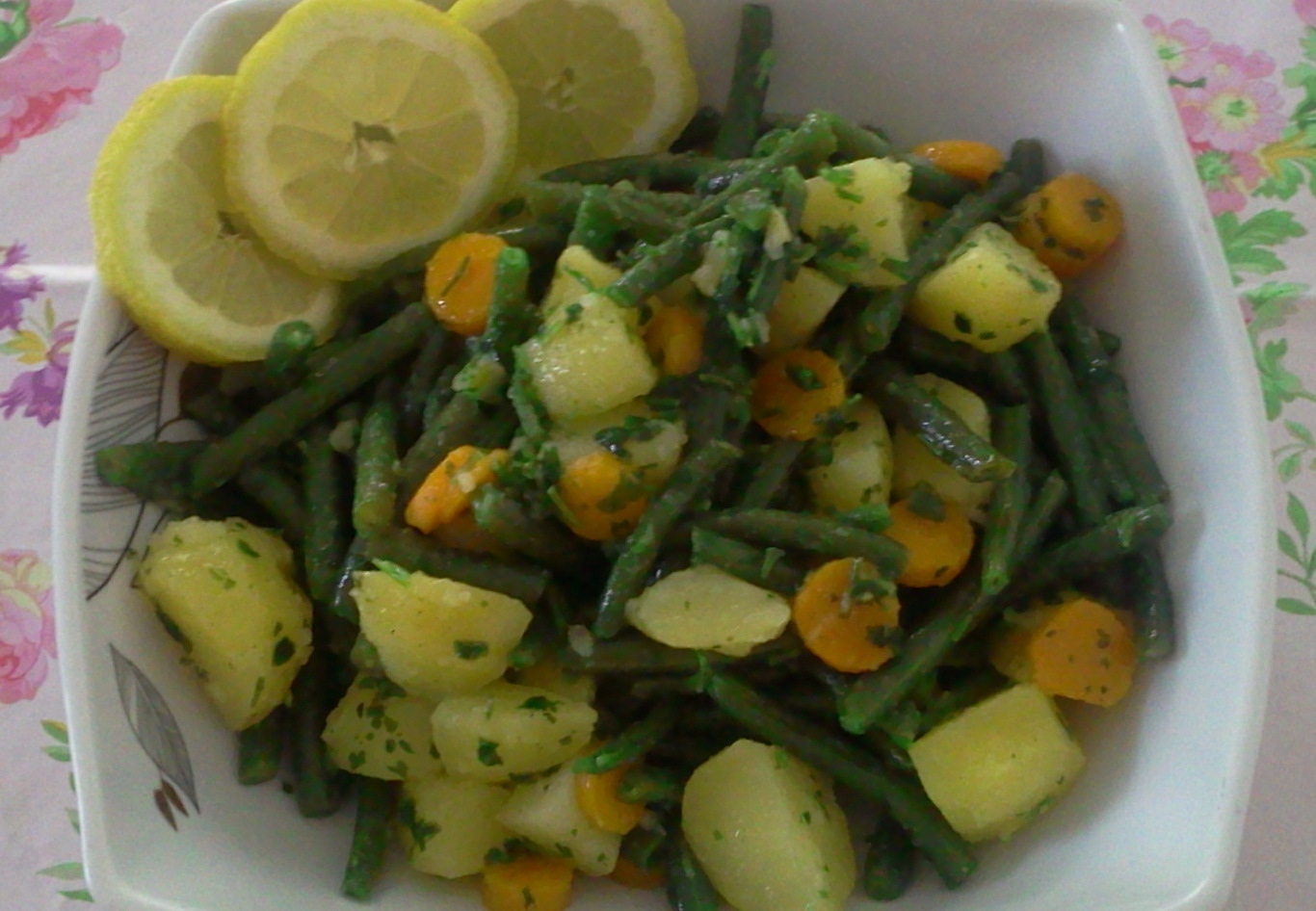 Salata de legume