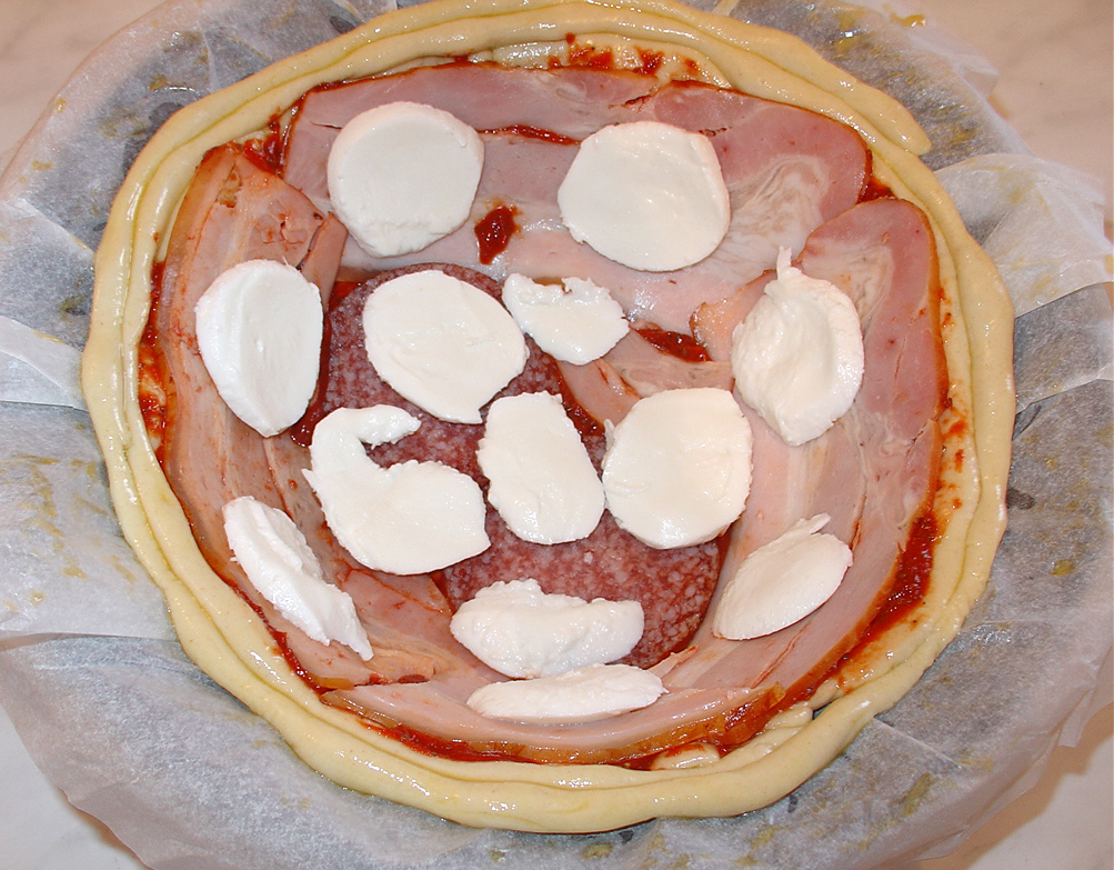 Pizza cuib de prepelita