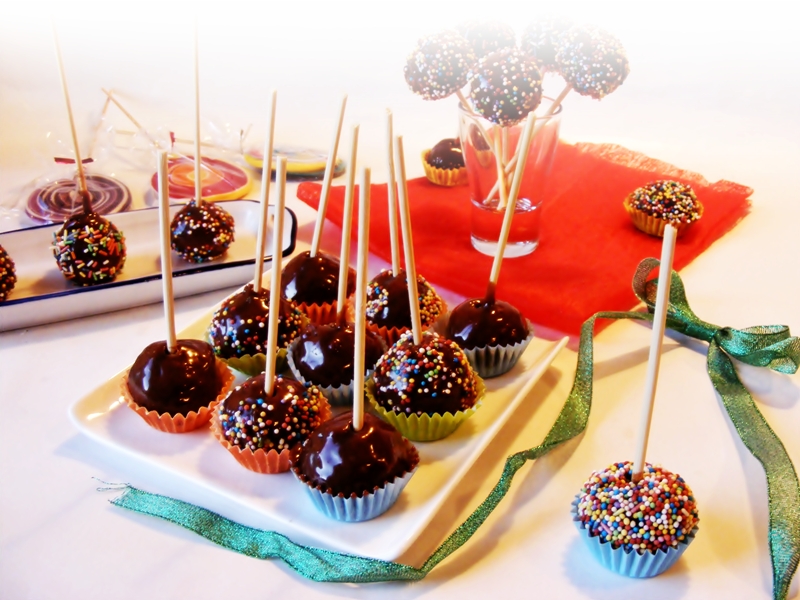 Cake pops cu rom si ciocolata