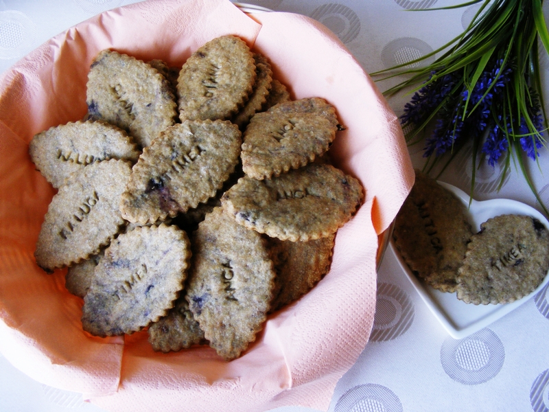 Biscuiti cu afine si lamaie