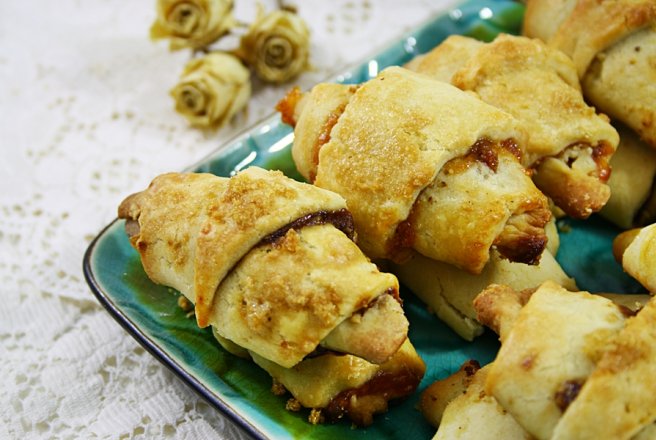 Cornulete cu nuca si gem/ Rugelach