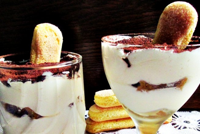 Tiramisu reţetă originală, la pahar