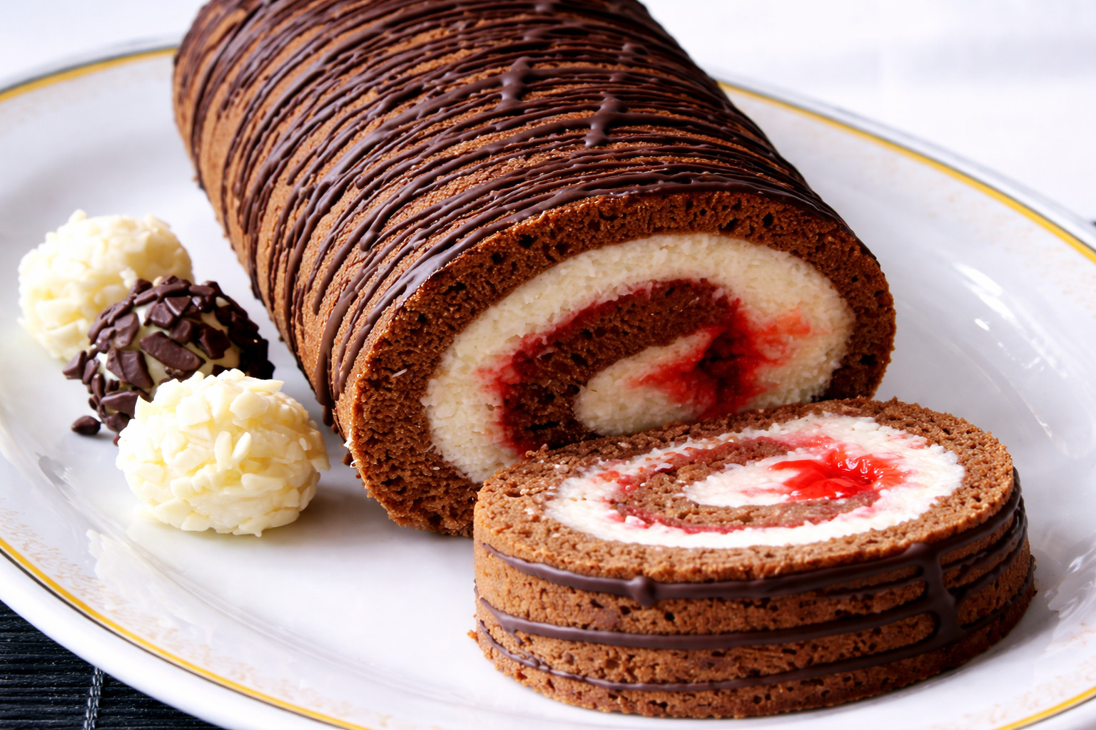 Rulada cu crema de cocos