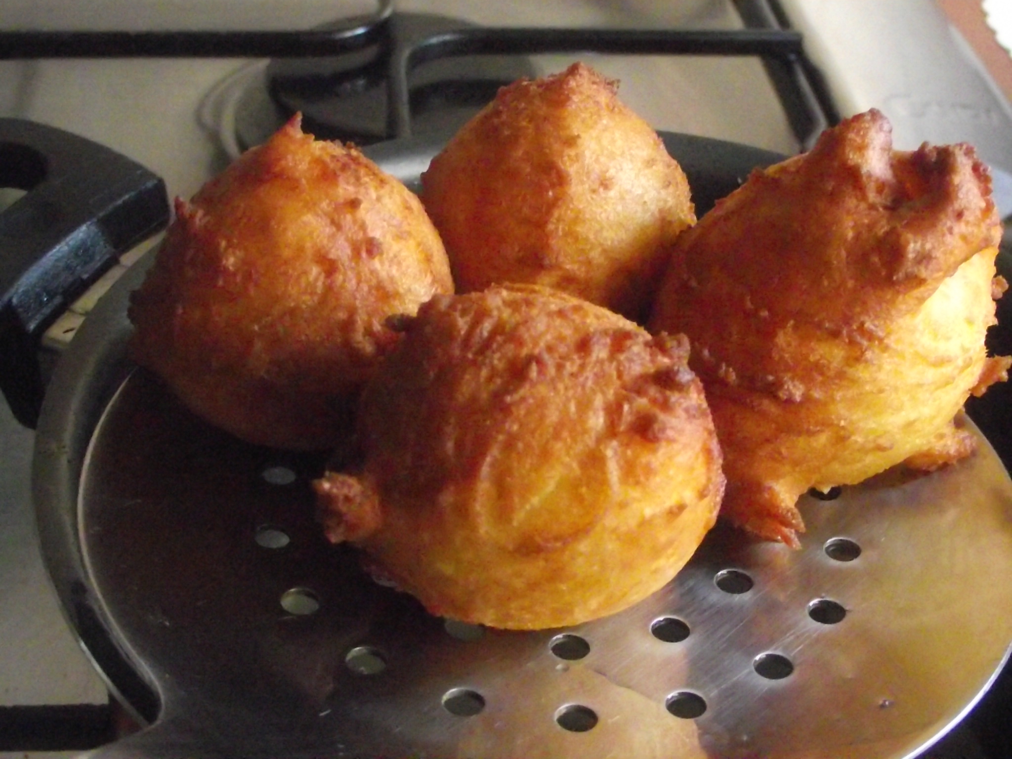 Frittelle con ricotta  -Gogosele cu ricotta