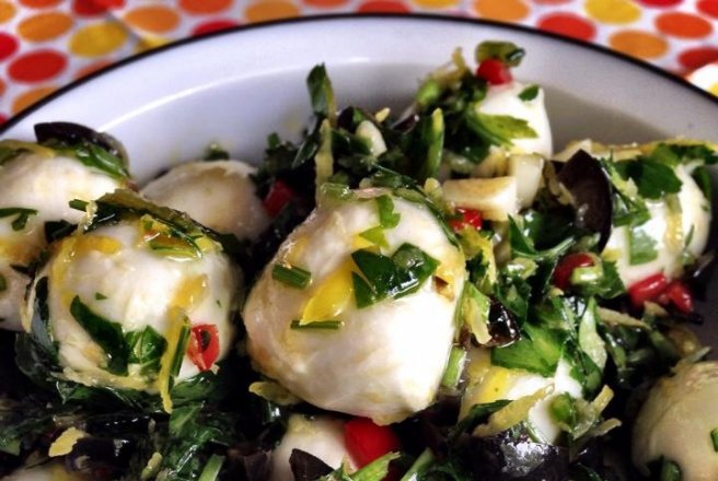 Mozzarella în gremolata picantă