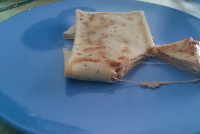 Crêpe au ton et harrisa / clatite cu ton si harrisa