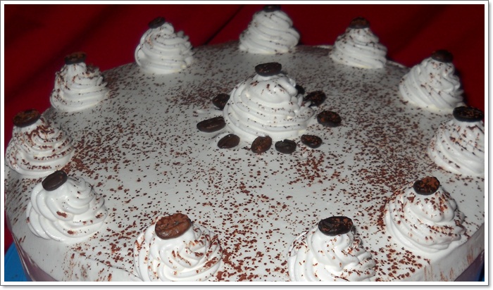 Tort cu mousse de ness