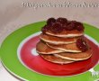 Mini pancakes cu dulceata de visine-1