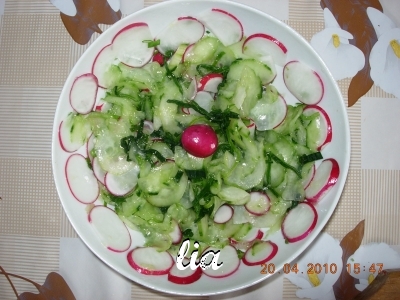 Salata usoara de castraveti