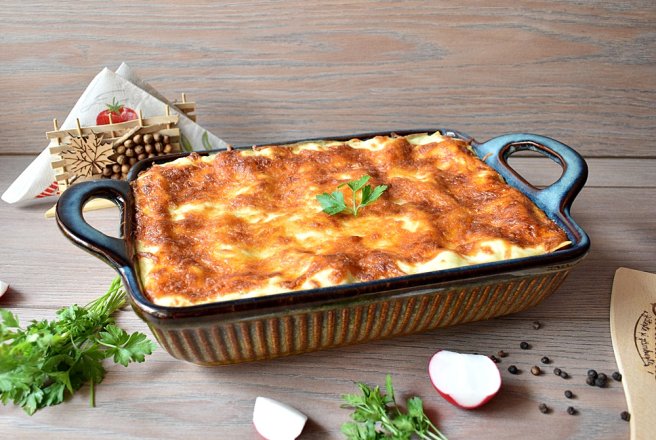 Lasagna cu Carne: Reteta savuroasa si usor de pregatit pentru o cina in familie